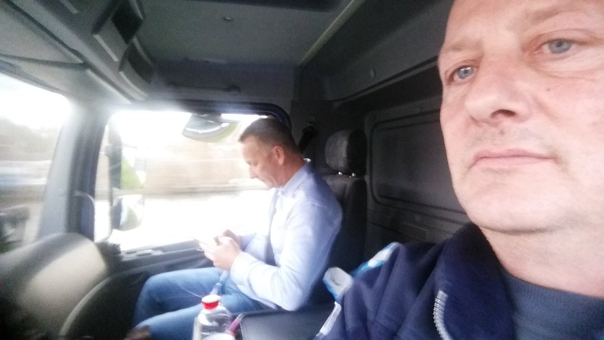 mhcmaas1971's tweet photo. Met @SimonSanders66  opweg naar voedselbank Delfzijl #vb15 https://t.co/ZJ1nQsquG5