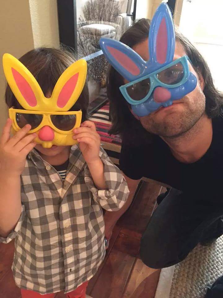 SPN_PK's tweet photo. Like father, like son...@jarpad and Thomas 
#Supernatural #SPNFunFact #SPNFamiIy https://t.co/juERtMsUiO