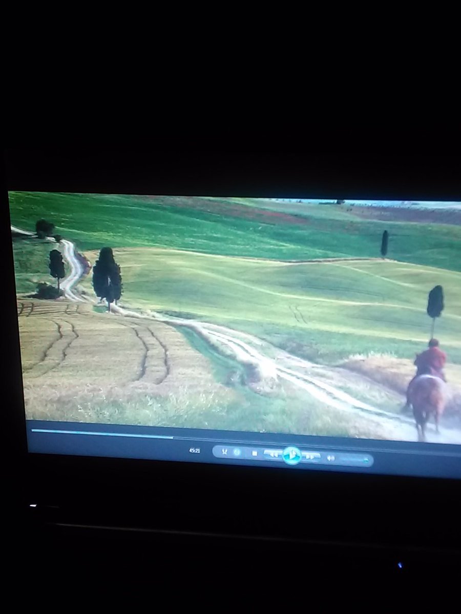 Damo810's tweet photo. Watching the movie gladiator. Who knew they were using tramlines in 180 AD 😂😂 https://t.co/XfsoVvZbK7