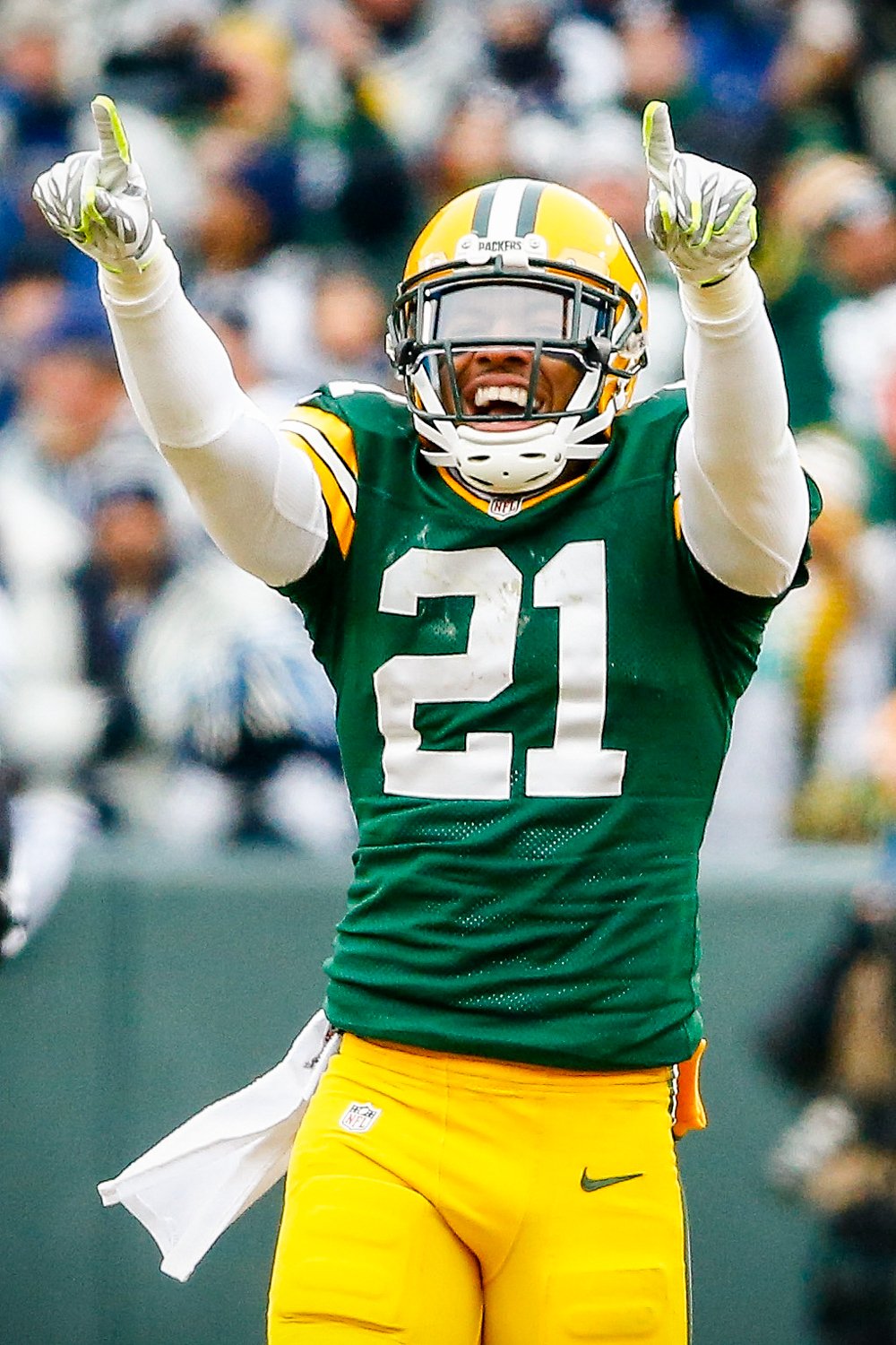 Happy Birthday, Ha Ha Clinton-Dix!

Born on December 21, 1992, Orlando, FL. (Getty)  