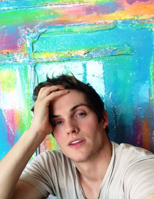 sharmanposts's tweet image. Right?