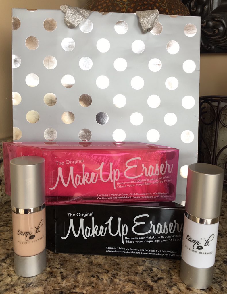 MakeupByTamaraB's tweet photo. Off to PO to send Tami B. #foundation & #primer & #makeuperasers to #makeup clients! @Makeuperasersa #chemicalfree https://t.co/kGEJWWBKg4