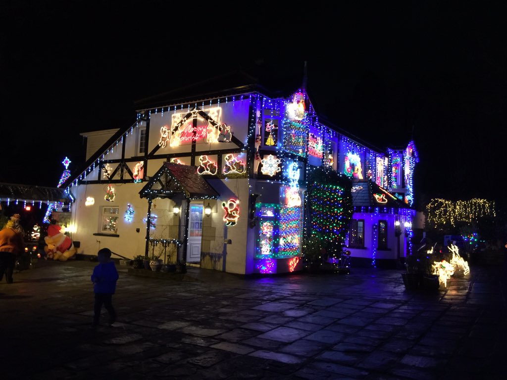 michaelyearsley's tweet photo. You have got to go & see this house at #Handpost #Newport raising 4 @SDFHC @StAnnesHospice @macmillancancer @HCPT https://t.co/hpr36bjuuq