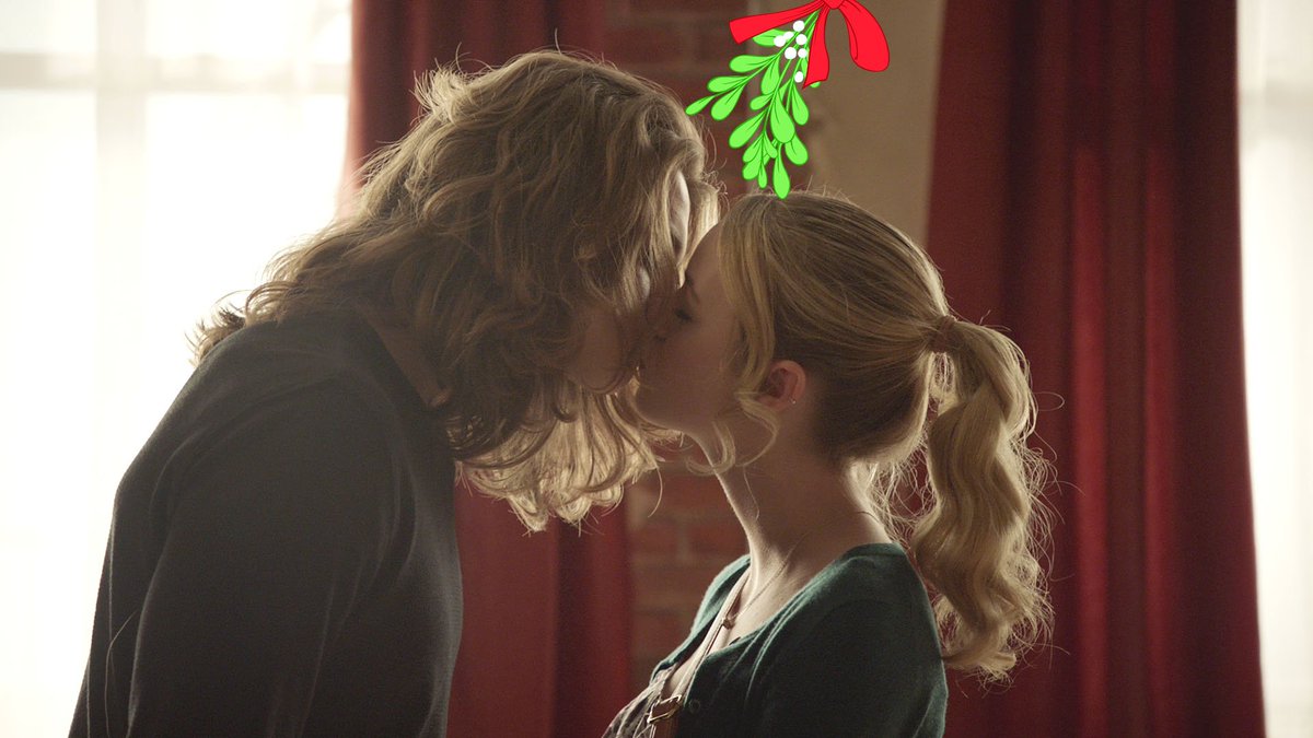 Finding Carter tweet media