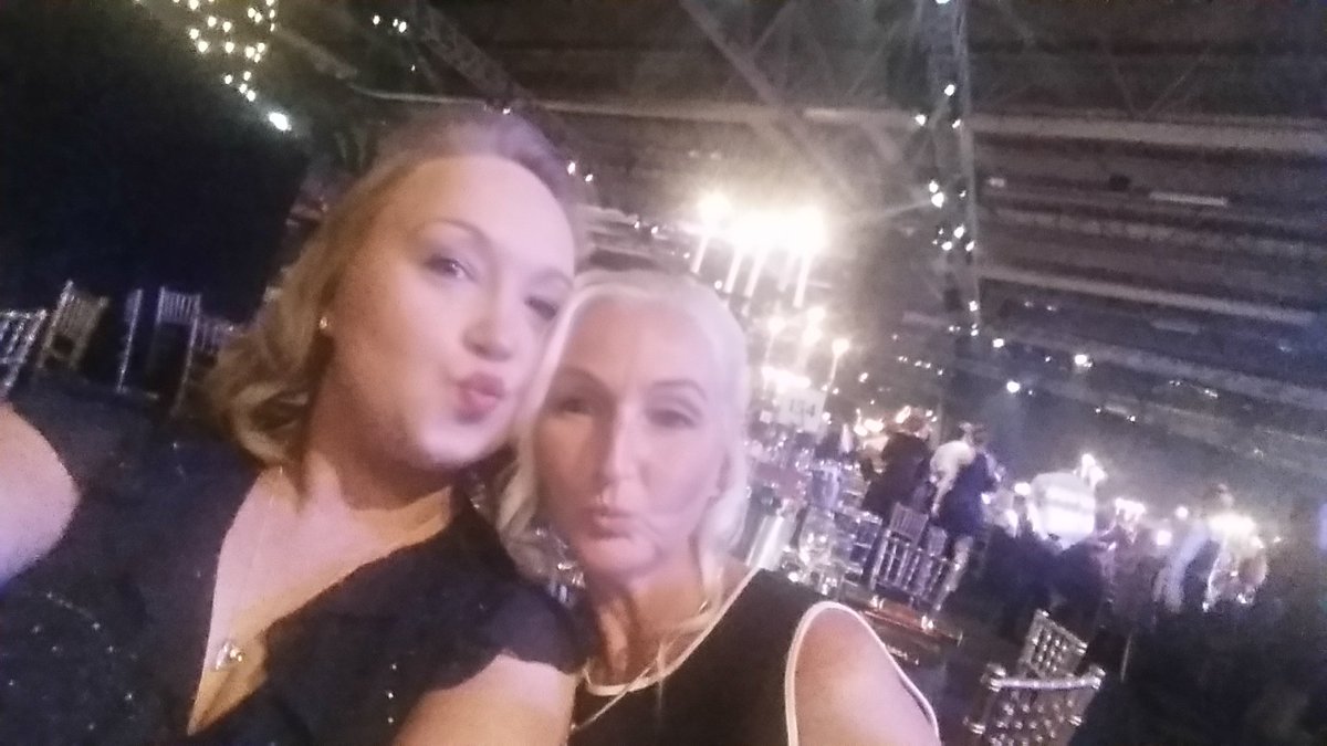 dawnann25's tweet photo. Party time #necxmas https://t.co/aKWUqXyI4j