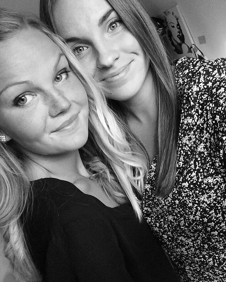 ccccarri's tweet photo. Grattis grattis grattis till denna pingla och bästavän @ffannyemiliaa som äntligen blir 20🤗 Love u 💋🎉❣ https://t.co/VOLMsab0Eq