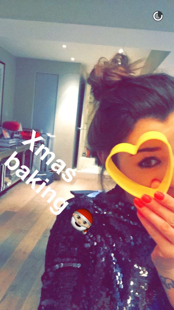 ElCalderCol's tweet image. Christmas snapchat @MaxHurd @EleanorJCalder