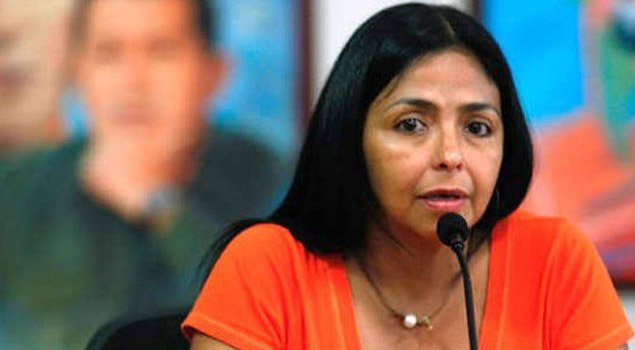 DiarioTalCual's tweet photo. DOBLE MORAL Delcy Rodríguez acusó a Mauricio Macri de hacer "injerencismo" https://t.co/NmtB9D0chZ https://t.co/7vZ8rrmyZB