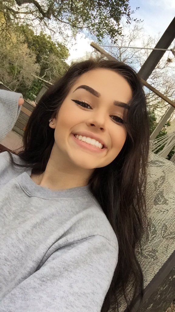 MaggieLindemann's tweet image. 