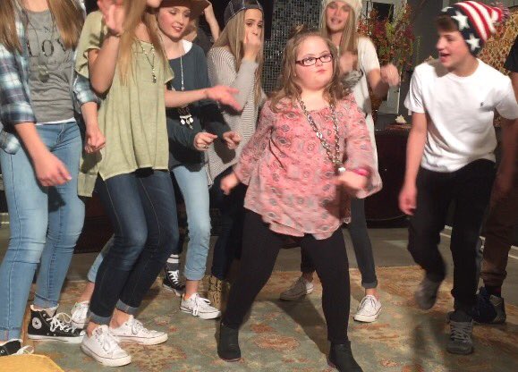 Couldn't let <a href="/MattyBRaps/">MattyBRaps</a> have a house party without showing off some dance moves! #CrushOnYou