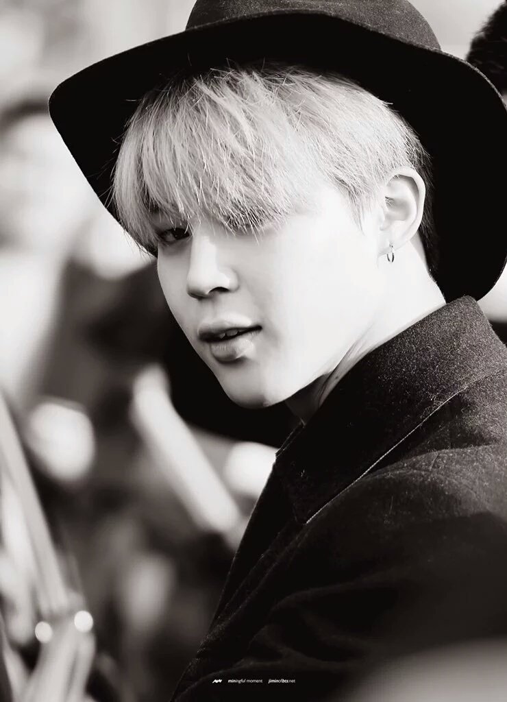 JiminArabArmy's tweet photo. صور || جيمين في K-Star Road 
#جيمين https://t.co/fjxLiALDwo