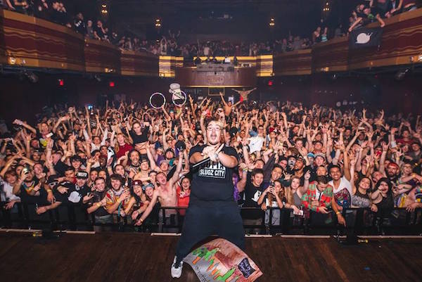 This past Friday, <a href="/WebsterHall/">Webster Hall</a> turned into #SlugzCity thanks to <a href="/snailmusic/">SNAILS 🐌🐌</a> + <a href="/Herobust/">HEROBUST</a> 🐌🔥 bit.ly/1RBCcio