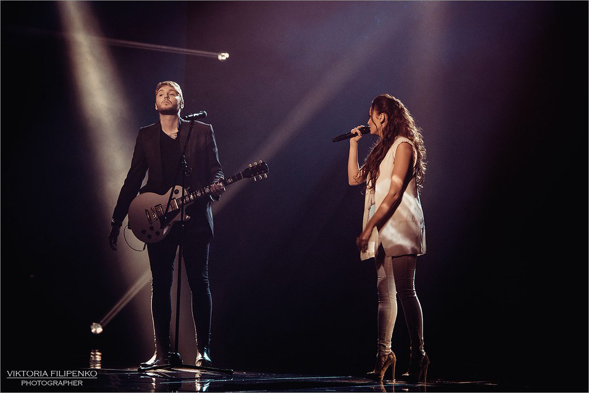vic_tory7's tweet photo. 19/12/2015 @JamesArthur23 #XFactorUkraine @AshworthShirls @MarinaHomenko20 @JustMeKinga
(1-4/21 viktoria filipenko) https://t.co/xzKvAUnuz4
