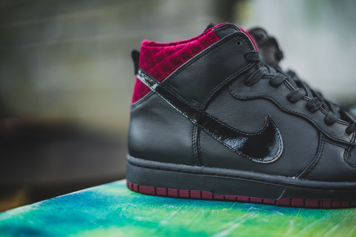 nike dunk coffin