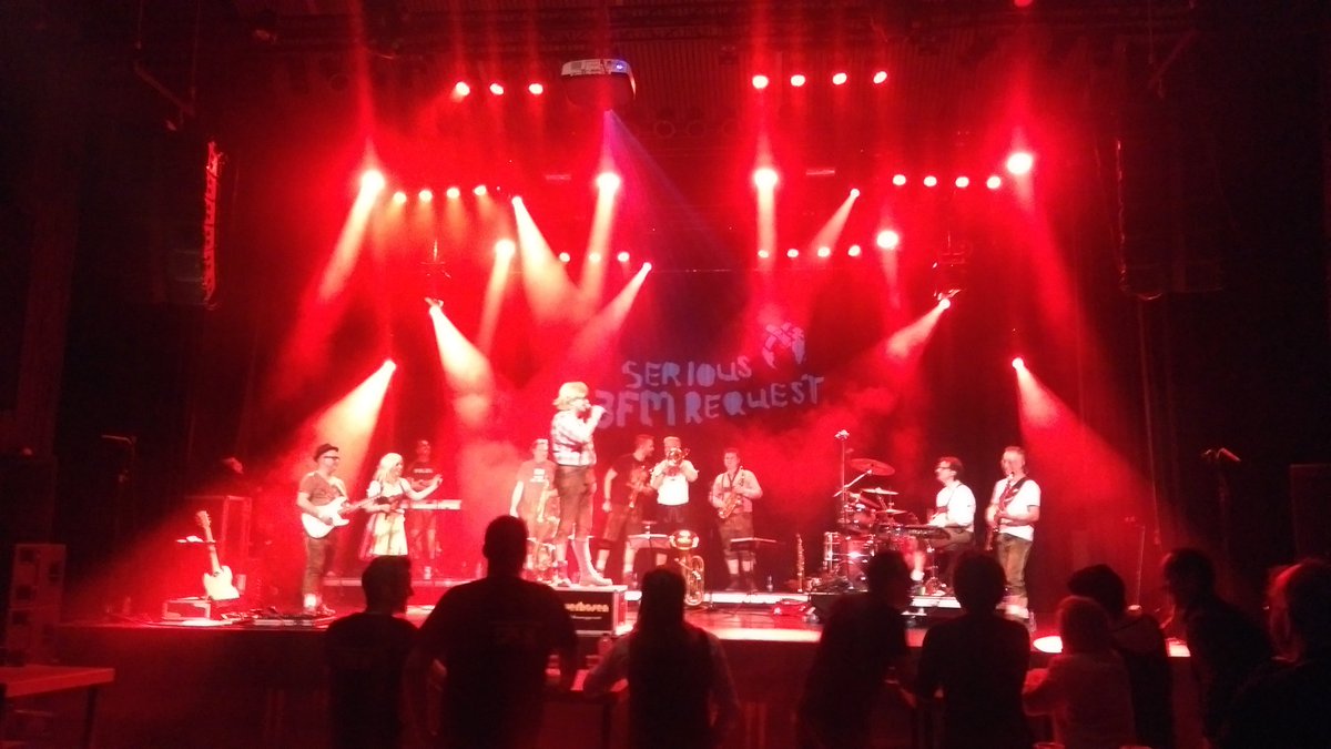 Vanavond verzorgde we het licht voor #Die Powerhosen in #Grenswerk - benefietavond #SeriousRequest2015 #SR2015 #SR15