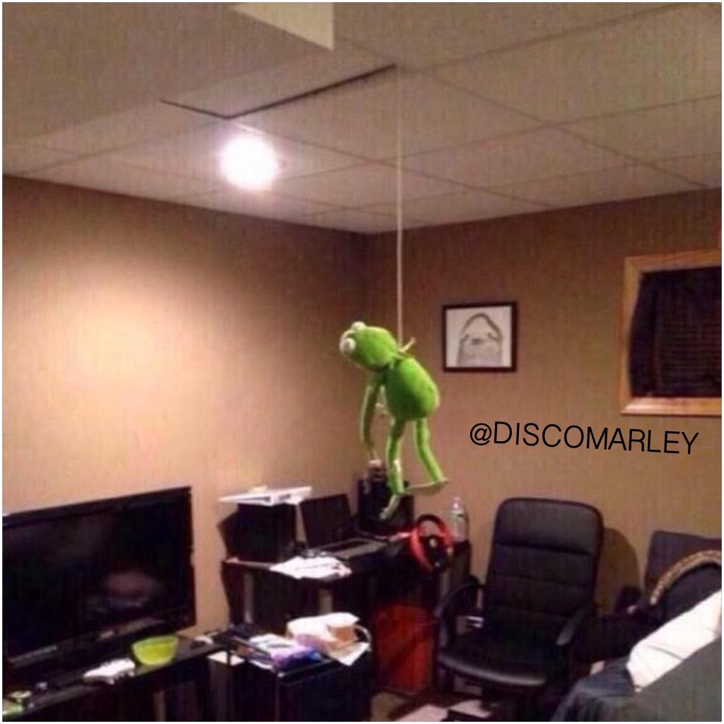 DiscoMarley's tweet photo. When a new year is coming and you realize your life still won't be shit https://t.co/RiuheLyTsN