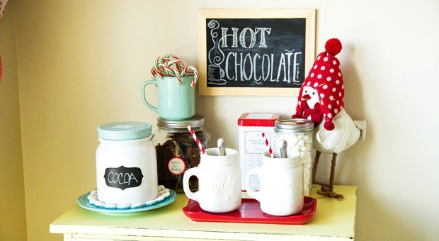CBCKids's tweet photo. Celebrate the arrival of winter with this idea by @shutterlily: a hot chocolate station! https://t.co/Ua7SXjwvrs https://t.co/ubelqbL5a0