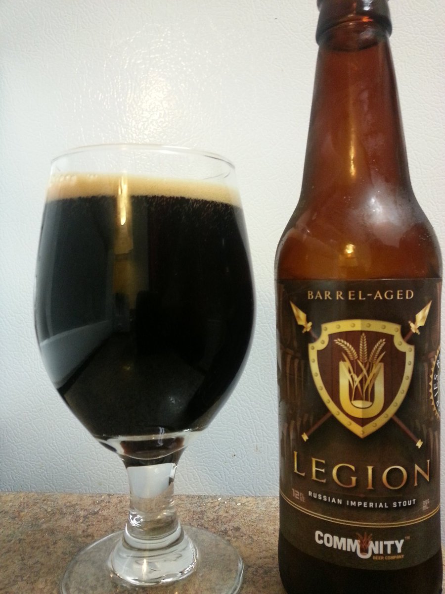 HCBSociety's tweet photo. Damn what an awesome beer! Going back to back with @CommunityBeerCo #BALegion batch 4 and 5 #LegitBeer #TexasBeer https://t.co/JIgx6EUOj3