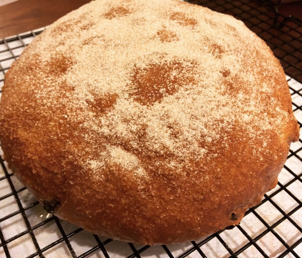 uneditedfoodie's tweet photo. Cinnamon Raisin Cranberry bread topped with some cinnamon sugar #comoeats #comobakes #comofood #comocooks #ilikecomo https://t.co/WkztWl9q4a