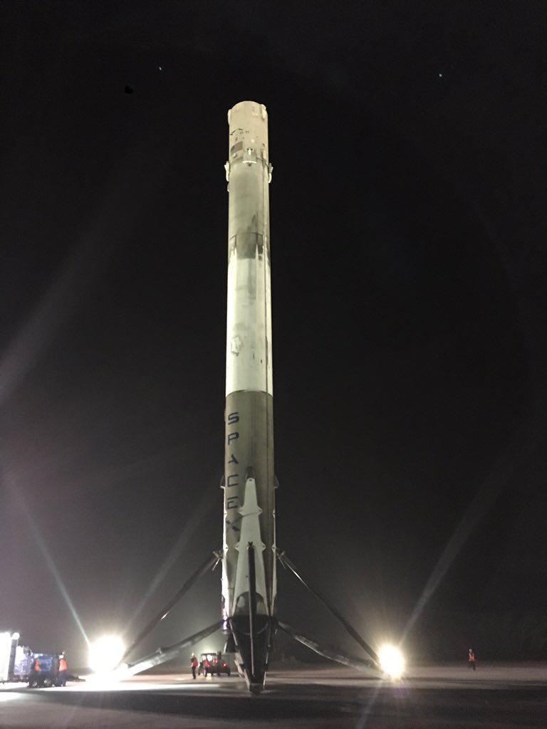 Falcon 9 (Orbcomm) - 22.12.2015 - Page 20 CWzMPm2U8AAca4k