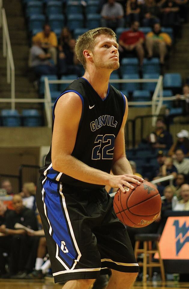 15Gsc's tweet photo. Hunter is Focused!!! Locked in!! https://t.co/nC8QlwKwuh