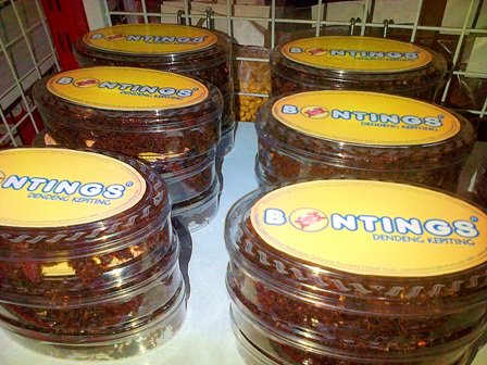sarhanna_'s tweet photo. yummy enaknya makan kepiting tnpa harus kupas cangkangnya soalnya udah dibukain, I recommend you dendeng @bontings_ https://t.co/isyD1eo7gT
