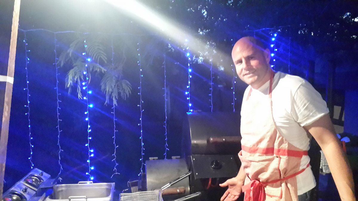 Low&Slow tweet media