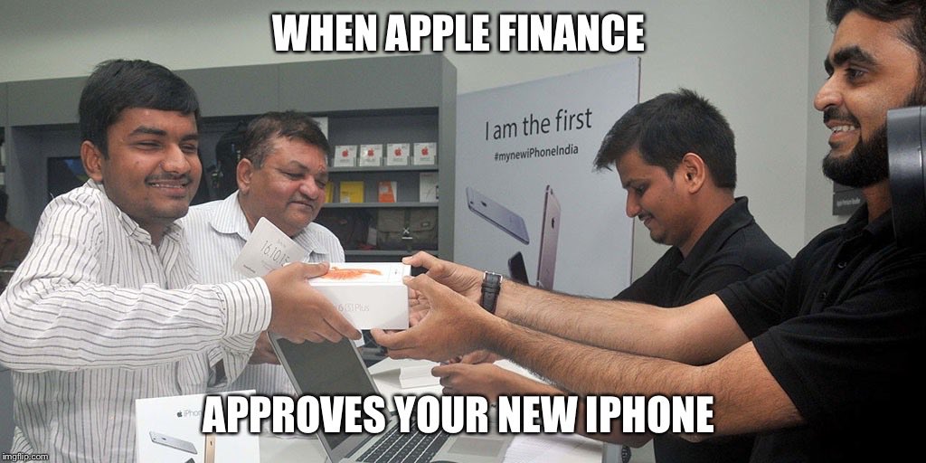 Mackenzie4love's tweet photo. Wait.. If he's at the Apple Store then who is managing tech support?
 #mynewiphoneindia https://t.co/wu3L9EynUY