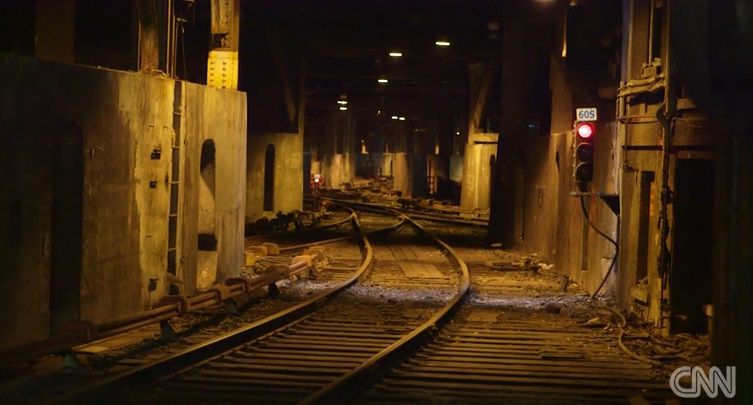 CNNEE's tweet photo. Secretos de Nueva York: la vía 61 y el M42 de la estación Grand Central https://t.co/AOHgadgYTz https://t.co/3Sohxnh7n7