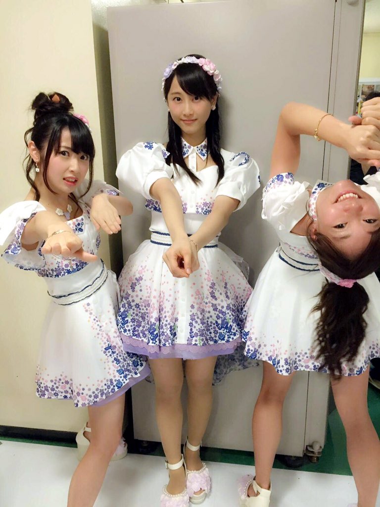 Ske48松井玲奈枯葉のステーション衣装 22年のクリスマスの特別な衣装