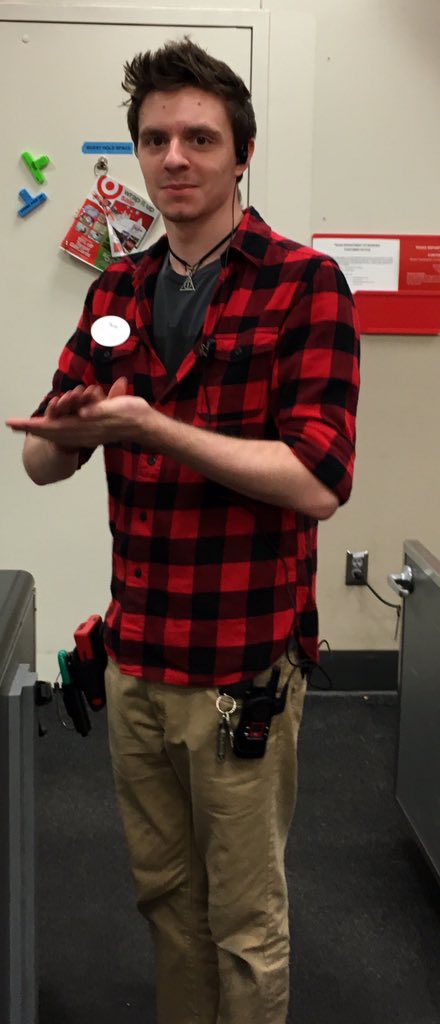 #twinning at the double duece! #lumberjacks in electronics!
#ourteamrocks