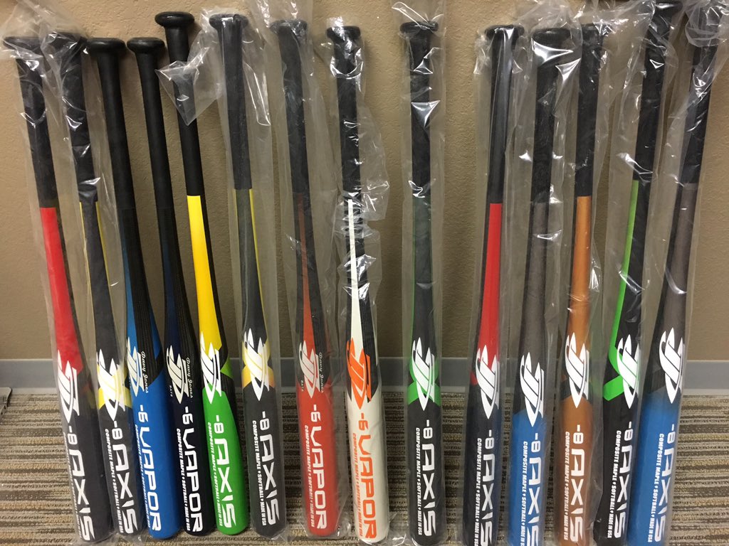 DJWOODBATS's tweet photo. DJ Softball kicking of 2016 with a blowout of all 2015 Vapors and Axis softball bats at $110.  Use promo "SB2016" https://t.co/WcHm7VVW5U