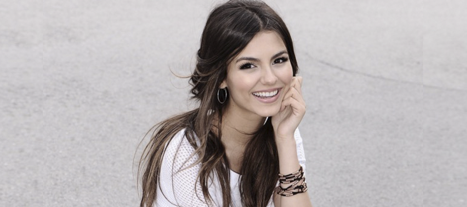 NickelodeonBR's tweet photo. Demais! Veja o novo papel da @VictoriaJustice! Nós já estamos ansiosos para conferir. 😍 https://t.co/XdqPIKAa4X https://t.co/SUR5wtA7Ax