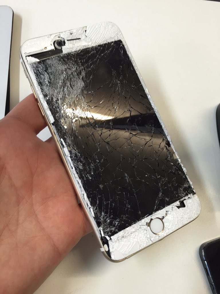 smartfastfix's tweet image. iPhone 6 plus# auto ongeluk# repratie#antwerpen#smartfastfix.be