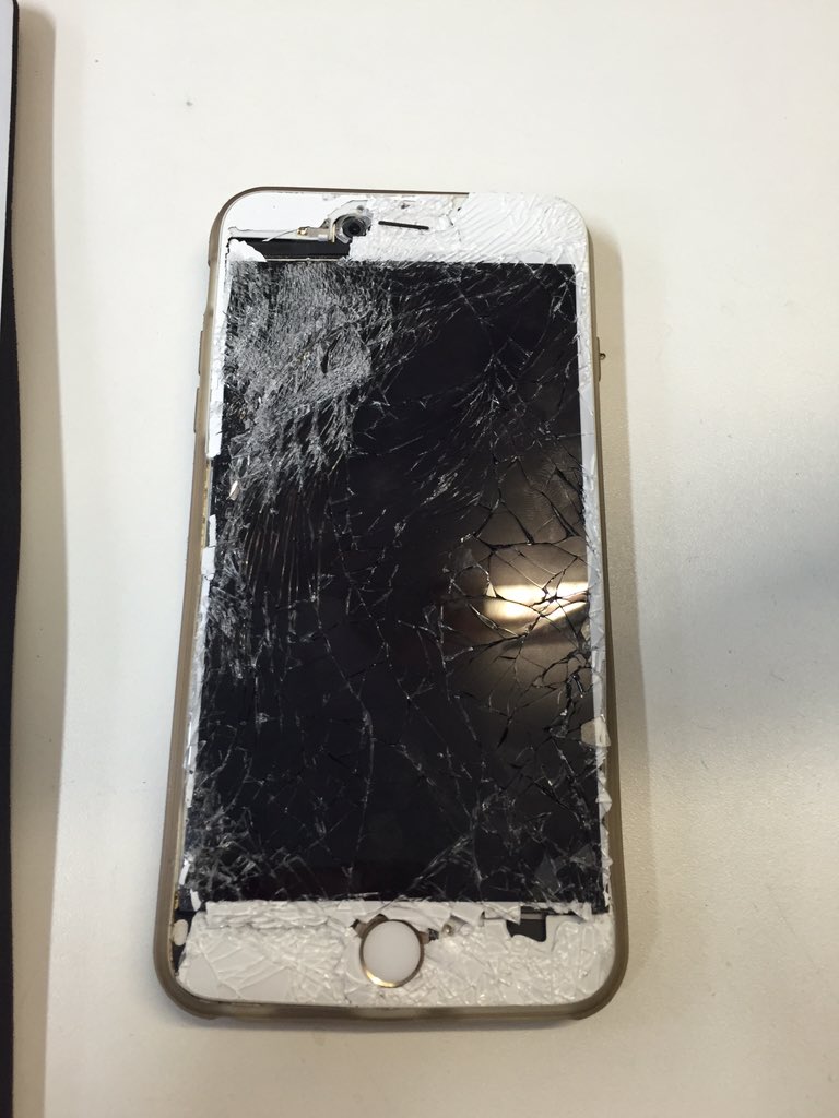 smartfastfix's tweet image. iPhone 6 plus# auto ongeluk# repratie#antwerpen#smartfastfix.be