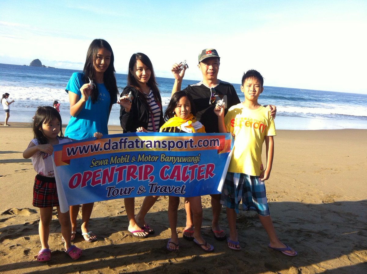 AdHadip's tweet image. plepasan anak penyu di sukamade banyuwangi