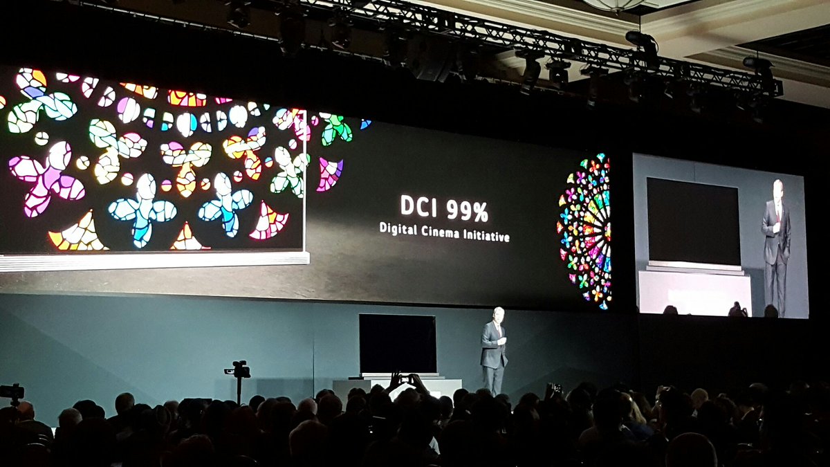 virtualizate's tweet image. LG presenta sus nuevos Televisores OLED increiblemente delgados. #cespr #lg