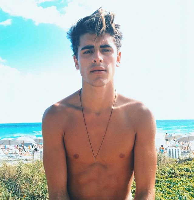 Hi strangers,

My name is Jack.
I'm new to FL but not new to RP,
I think you should RT 😬😬😬