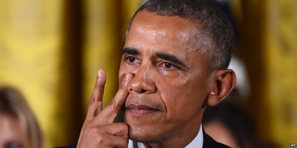 BBCWorld's tweet photo. President Obama wipes away a tear while outlining plans to try to #StopGunViolence in US https://t.co/oloedCyIMc https://t.co/tAkDZ8AGXJ