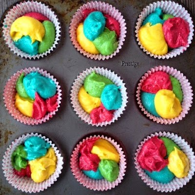 foodiequine's tweet photo. I can sing a rainbow at No.4
#top10recipes Rainbow Fairy Cakes https://t.co/GzJv7vIjHE https://t.co/Z1fjHbX07D