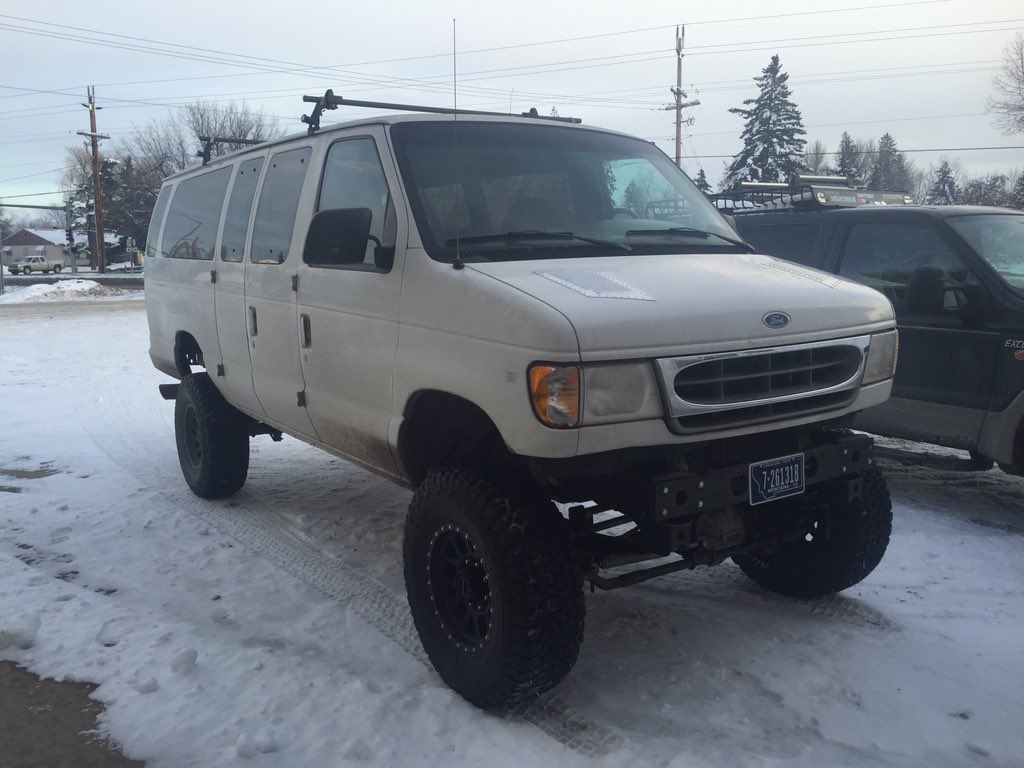 DCSDoug's tweet image. Road testing this beast @CumminsInFord @ujointoffroad