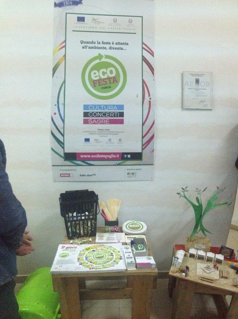 IProjectLab's tweet photo. Oggi siamo a #Veglie per condividere con gli amici di @ecofestaPuglia l'inaugurazione del #CulturambienteLab https://t.co/nOgOIWjpV0