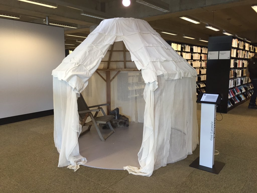 Guglielminetti's tweet photo. J'adore les installations de lecture delà @_BAnQ !! https://t.co/3fSNRVXFgq