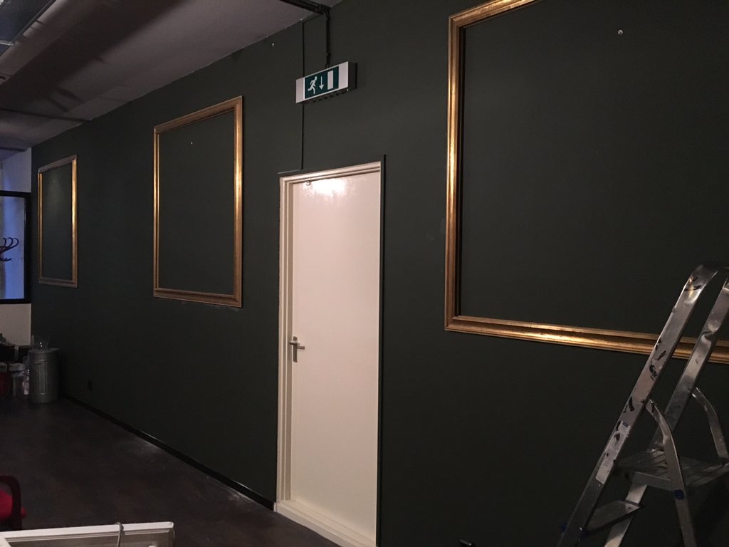Rue de la plume wordt vernieuwd. Ivm verbouwing van het restaurant is Rue de la Plume gesloten tot 11 februari.