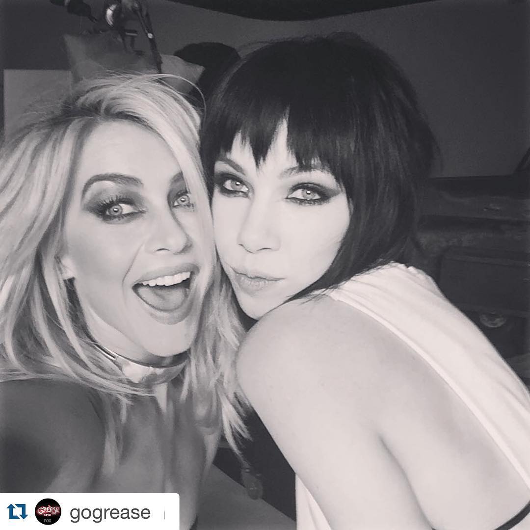carlyraejepsen's tweet photo. Chilling with Miss Sandra Dee @juliannehough 🔥 https://t.co/KETrCVC2p6