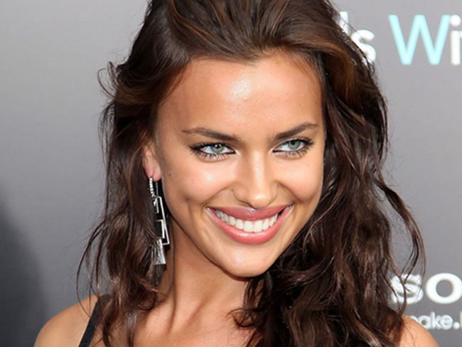 Irina Shayk: "Futbol hakkında pek bilgim yok ama Messi'nin dünyanın en iyisi olduğunu biliyorum."