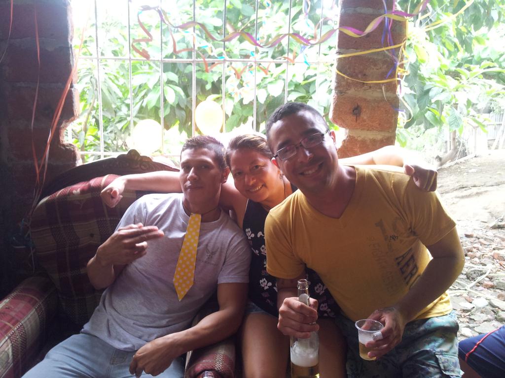 rataflow's tweet photo. De fiesta https://t.co/fLDetHFwAy
