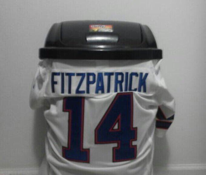 ChrisCuervo78's tweet photo. Memories. @TheBillsMafia #BillsMafia #BayouChapter https://t.co/EBu6l5O4qY