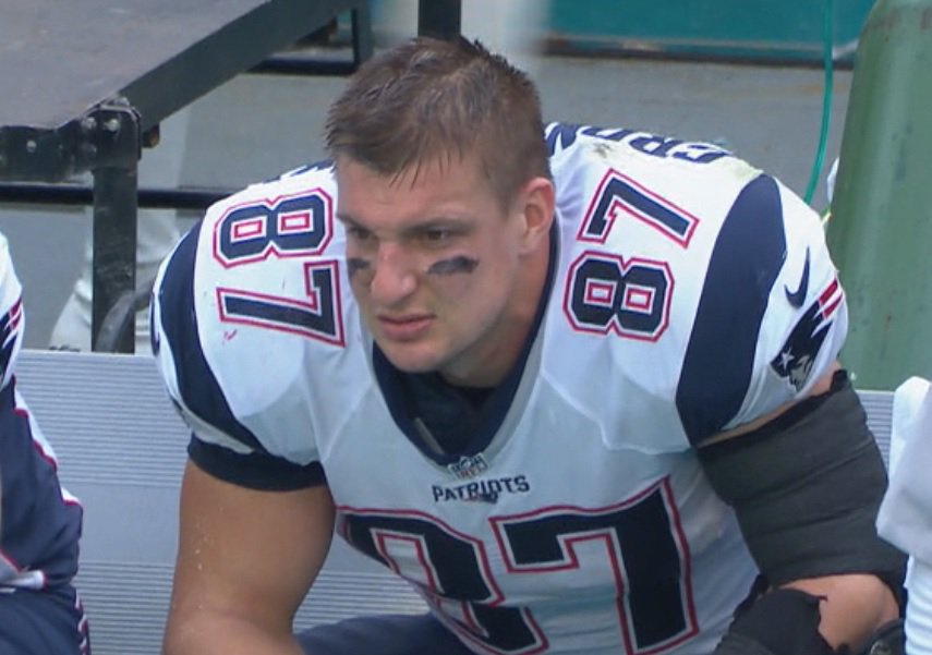 The Dolphins spoil Patriots' shot at #1 seed in playoffs bit.ly/1Z02kYN?utm_me… https://t.co/Cwas8Ouds9