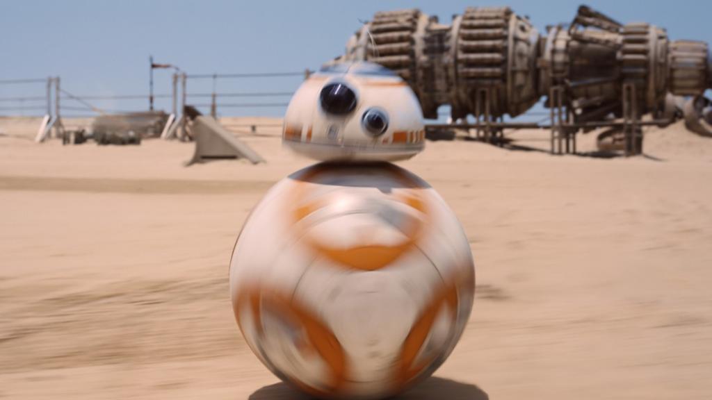 ForbesTech's tweet photo. BB-8 is the cutest character in 'Star Wars: The Force Awakens'. Here's how the droid works: https://t.co/bXw87waoeT https://t.co/Jb4aDFcleH
